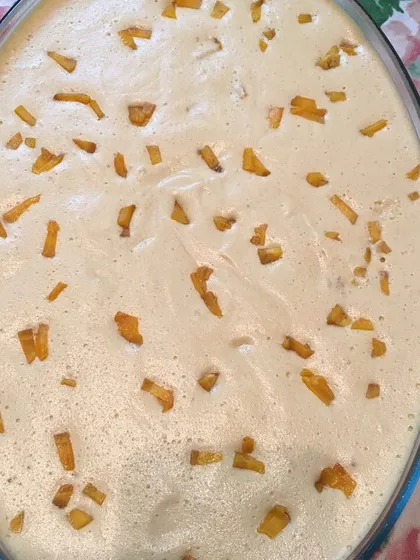 Besides my tender coconut pudding, I also make other delicious desserts like this creamy mango pudding. It's a light and fruity option, perfect for finishing a heavy meal or for serving at a summer party.