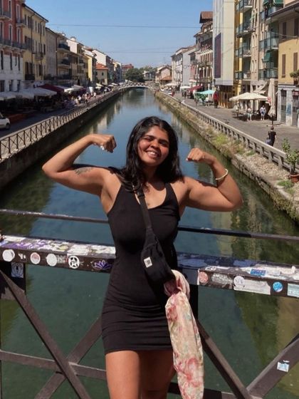 Flexing in Milan! I bring my strength and confidence with me everywhere I go. This is a reminder to be proud of the hard work you put in.