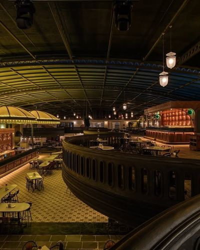 Hospitality & Commercial Interior Design