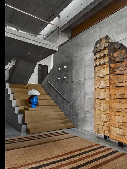 Sculptural Concrete Residences photo 14