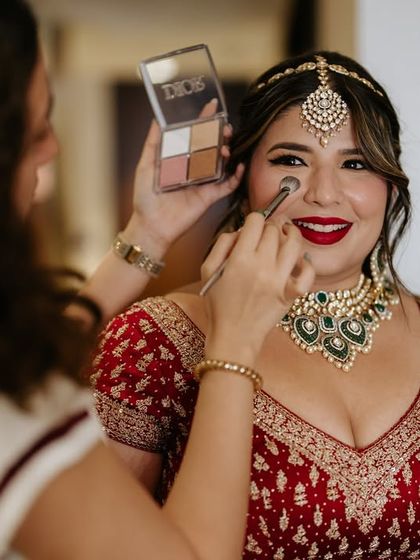 Timeless Red Brides photo 21