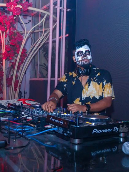 DJ Vidyut - Club & Nightlife DJ/VDJ Services Themed Parties & Special Events photo 16