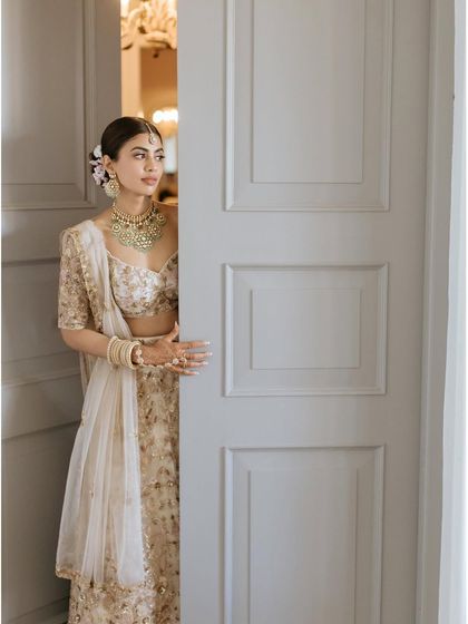 Modern Pastel & Ivory Brides photo 35