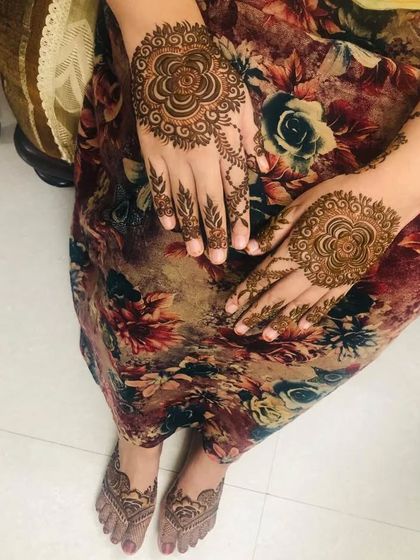 Mehendi Art by Nishat - Mehndi (Henna) Artistry Intricate Designs for Feet photo 9