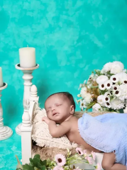 Newborn Dreams: The First Few Weeks photo 28