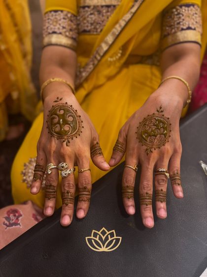 Lotus Mehendi Arts - Event Mehendi Services Elegant Designs for Guests photo 21