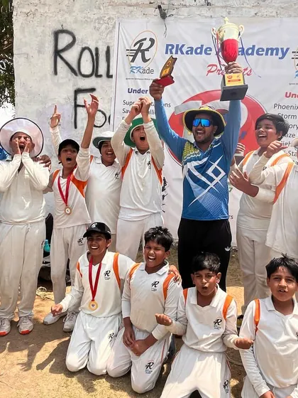 The Supreme Stallions, champions of the RPL. This picture captures the entire team's collective joy and pride after their incredible achievement. Well done, team.