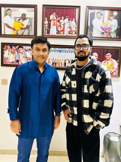 Pramod - Live Music for Corporate Events Performances for VIPs photo 4