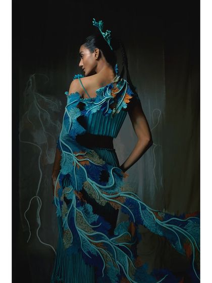 Couture Campaigns: Sculptural Forms photo 12