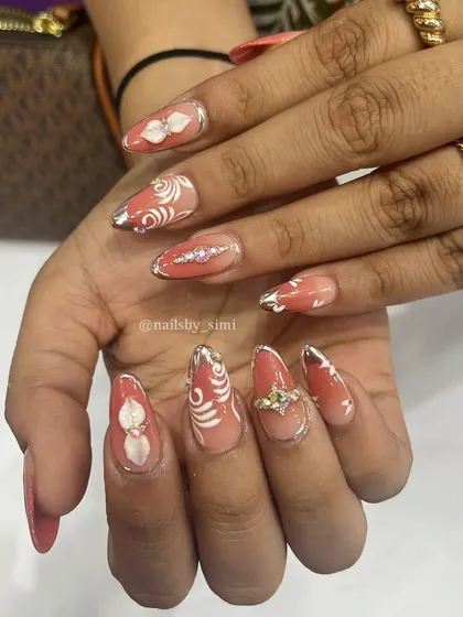 My first time competing! I created these intricate bridal chic nails with 3D elements and chrome details for a competition, and I loved the experience.