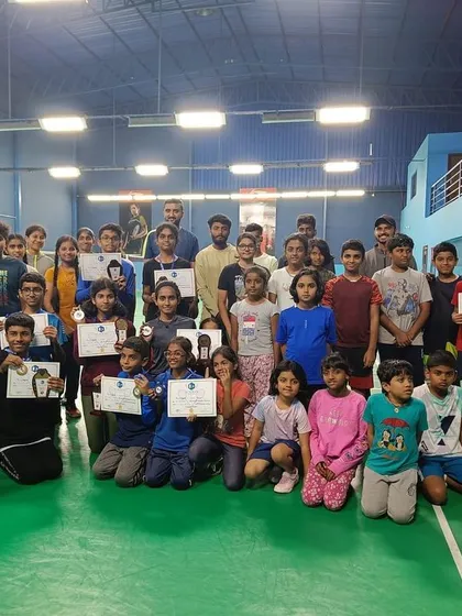 A proud moment for the entire JP Badminton family. Here is a group of our talented players after successfully competing in our intra-academy tournament, holding their certificates with pride.