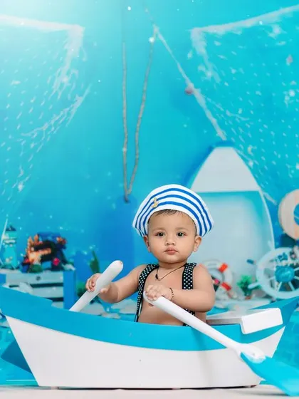 Superheroes don’t take naps. They power up! A determined little sailor rows his boat in our fun nautical studio.