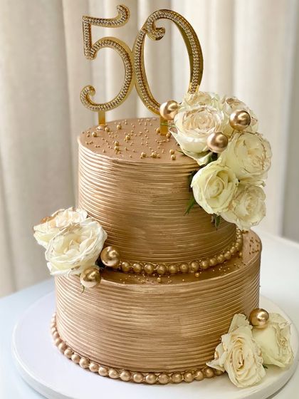 Elegant Milestone & Anniversary Cakes photo 9