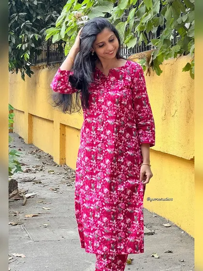 Elegant and effortless. This magenta floral kurta is perfect for a dreamy look, offering style, comfort, and charm all in one.