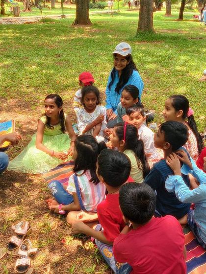 A fantastic series from our reading of 'Handa's Surprise'. My animated storytelling style is on full display, as are the delighted and curious faces of the children.