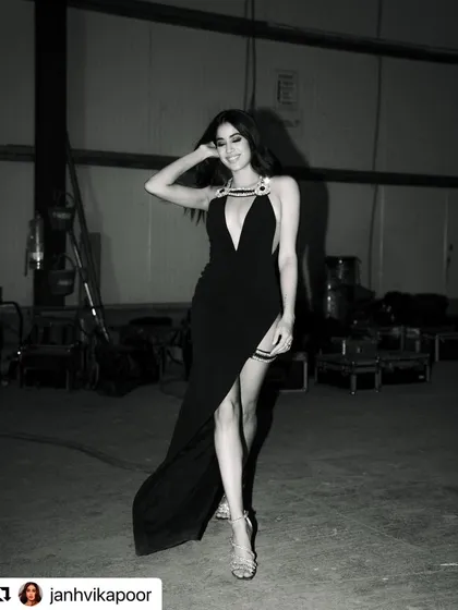 Black and white glamour. This shot of Janhvi captures the timeless, classic movie star vibe we were aiming for with her Filmfare look.