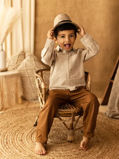 And in the next second, a playful, cheeky personality emerges. I love capturing both the quiet and the silly sides of childhood.
