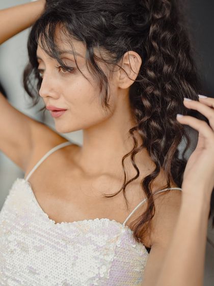 Just Me, Raya photo 20