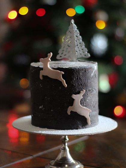 Faraway Feast - Custom Celebration Cakes Holiday & Seasonal Specials photo 3