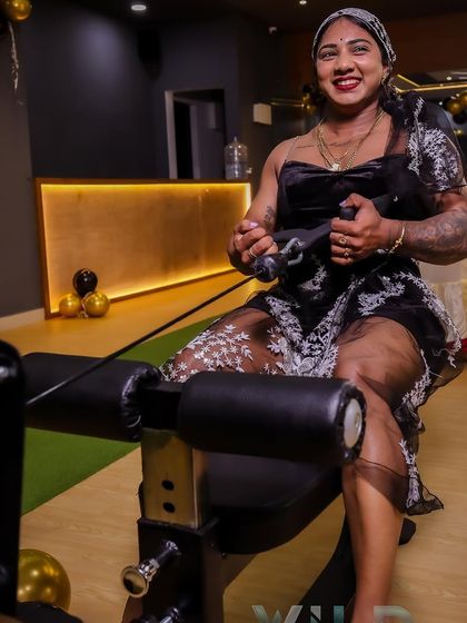 Chitra Purushotham - Bodybuilding Competition Coaching The Grind: In the Gym photo 4