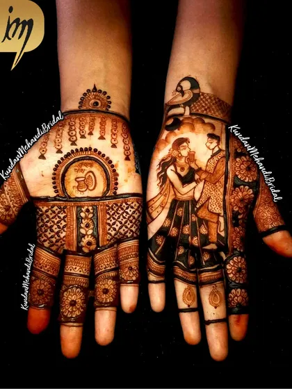 A beautiful Karwa Chauth design featuring a couple portrait on one hand and the auspicious 'Om' symbol on the other.