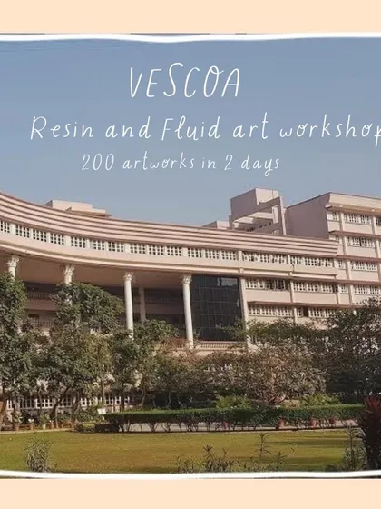 Announcing my third annual resin and fluid art workshop at VESCOA college, where we created 200 artworks in just two days. It's an event I look forward to every year.