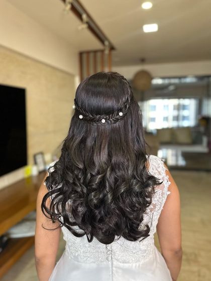 Flowing Waves & Curls photo 22