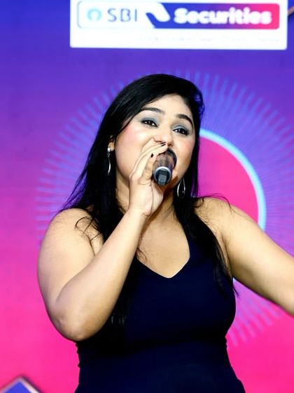 BFSI & FinTech Specialist photo 19