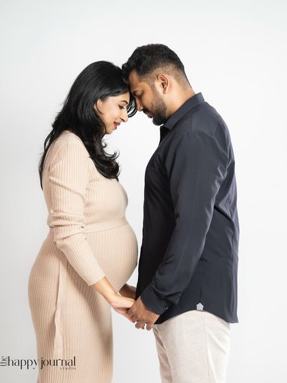 Pooja - Maternity & Newborn Photography Celebrating Together: Couples & Family photo 3