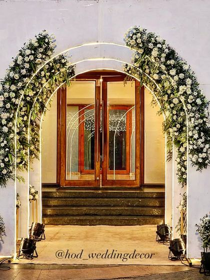 Grand Entrances & Aisles photo 76