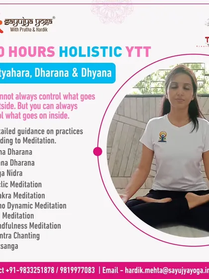 Our 200-Hour Holistic YTTC covers the higher limbs of yoga, including Pratyahara, Dharana, and Dhyana. We provide detailed guidance on various meditation and concentration practices to help you control what goes on inside.