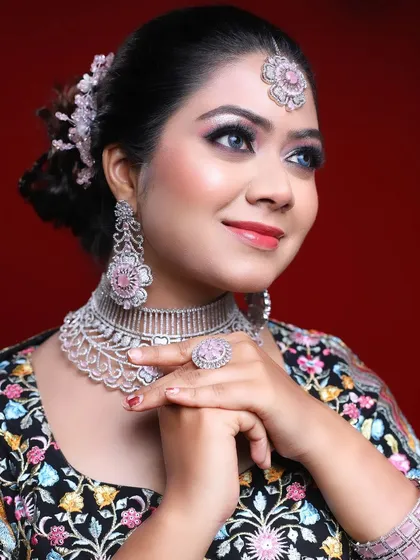 Another shot of the look I demonstrated for Batch 32. I teach my students how to create these stunning, professional-quality looks for their own clients.