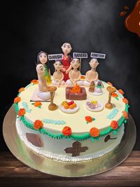 Festive & Holiday Cakes