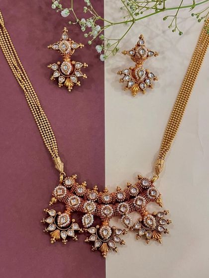 The Radiance of Gold: Traditional Necklaces & Bangles photo 12