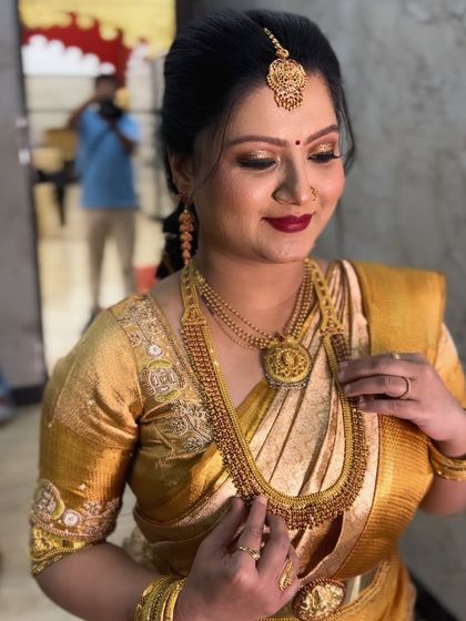 Makeovers by Mahalakshmi - Special Occasion Makeup Elegant Makeup for Family & Guests photo 8