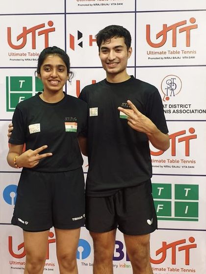 Yashaswini and her mixed doubles partner Payas Jain after their gold medal win.