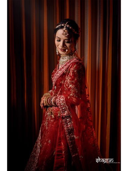 Radiant Brides & Dapper Grooms: Solo Portraits photo 15