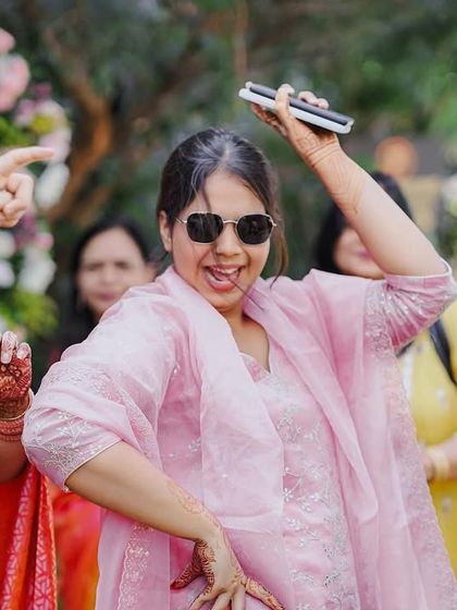 Candid moments of joy and dancing are what make a Haldi celebration so special. We create a lively atmosphere where guests feel free to let loose and celebrate.