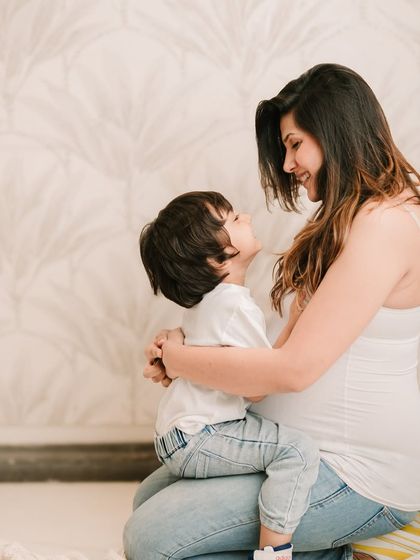 Maternity Portraits: Celebrating Your Glow photo 24