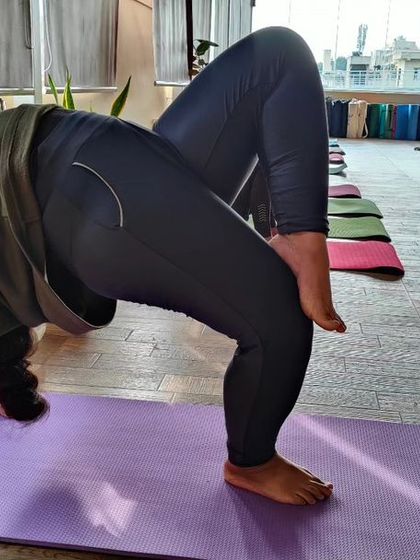 This is an advanced variation of Chakrasana, with one leg lifted. This challenges your balance and increases the intensity of the backbend, requiring even greater strength and control.