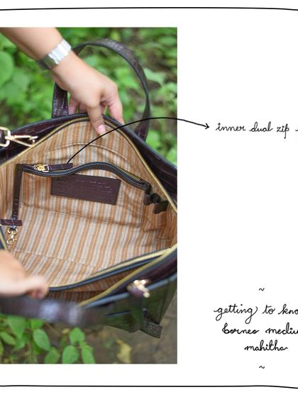 Inside the Borneo Medium Mahitha, you can see the inner dual zip pocket, a feature designed to help you stay organized.