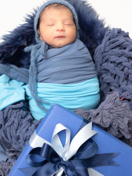 Meghana Merchant - Newborn Photography Mini Sessions photo 9