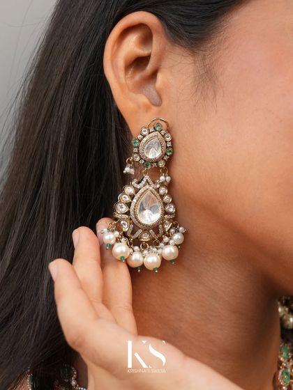 The beautiful matching earrings for our Victorian necklace set. These can be worn on their own for a more understated look.