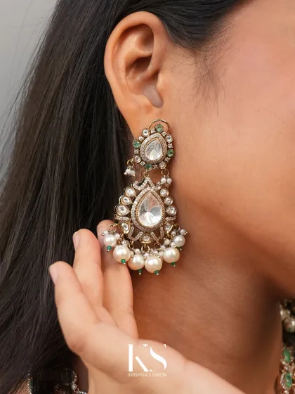 The beautiful matching earrings for our Victorian necklace set. These can be worn on their own for a more understated look.