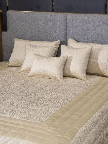 MO Designs - End-to-End Interior Design Restful Bedroom Retreats photo 6