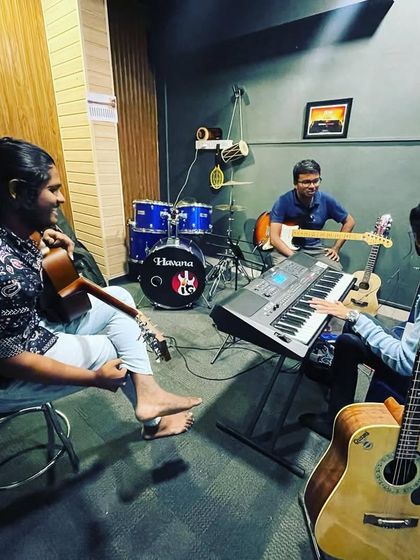 A group learning session where our instructors guide students on various instruments, creating a collaborative and fun learning environment.
