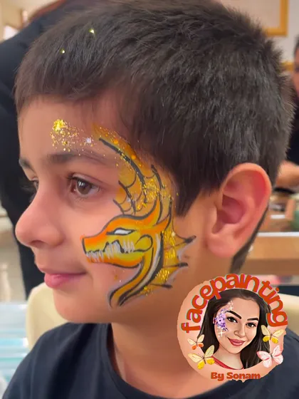 A golden dragon with sparkling glitter. This design has a majestic and powerful feel to it.