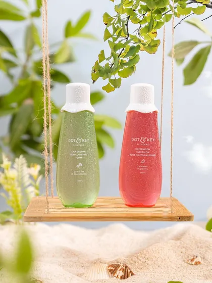 Creative set design is a key part of my process. For Dot & Key, we built this miniature tropical scene to give the products a playful and fresh personality that stands out.
