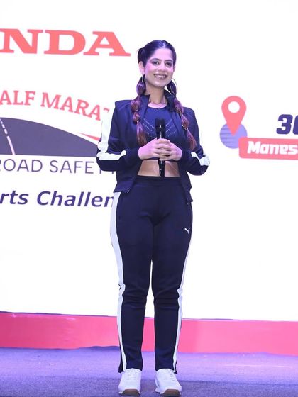 Ready to host the Honda Manesar Half Marathon. For sporting events, it's all about high energy and motivating the crowd.
