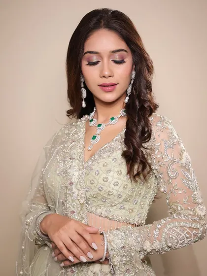 A soft, ethereal look created for a makeup masterclass. This image showcases a beautiful gradient eye makeup look, perfect for a modern bride.